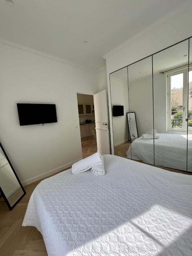 Amazing New Property In The Heart Of The Old Town Of Antibes Luaran gambar
